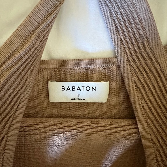 Aritzia Brown Ribbed Crop Top - Picture 3 of 3